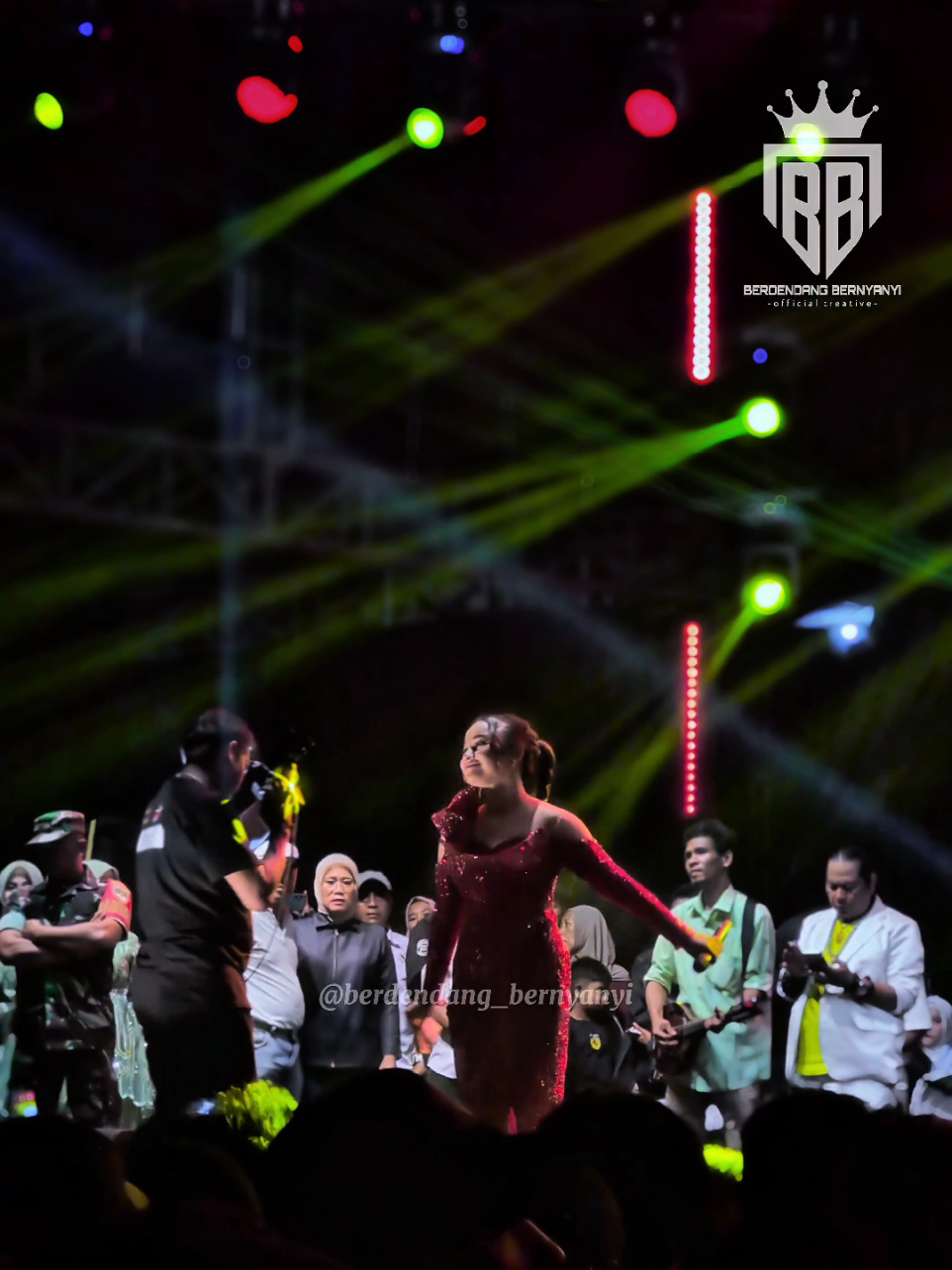 Tasya Rosmala - Habis Gelap Terbitlah Terang @nctasyaaa  @mardatilagroup  #fyp #mardatilagroup #habisgelapterbitlahterang #tasyarosmala #berdendang_bernyanyi 