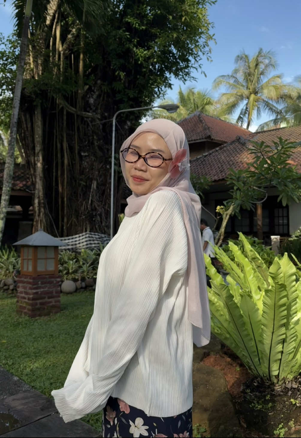 Replying to @ikan🏄🏻‍♀️🍅🎣  rekomen bangett pliss 😭😭 plus gampang di mix & match #fitcheck #ootdhijab #OOTD 