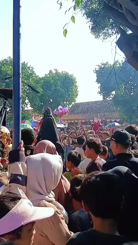 dawangan MARGO RUKUN SLANK NEW GORO-GORO live di desa pandes-cepiring #margorukun #margorukunslank #margorukunslanknewgorogoro #keseniantradisional🇮🇩 #dawangankendal 