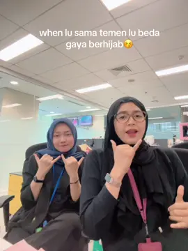 kalian tim segiempat apa pashmina? 😋 #fyp #foryoupage #hijabstyle #foryou #officemate @KotoAnd 