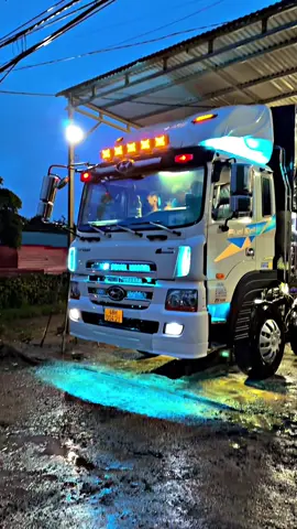 Demo rửa xe tải HD đến từ Cfe Triều Vân 48 Đăk Nông 🥰🥰🧽🧼💦💦🚛🚚#nhanmiennam #ruaxe #HD #48daknong #ql14đăknông 
