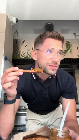 Am un nou PRODUS FAVORIT!   SOTE DE PĂSTRĂV CU SPANAC de la DORIPESCO- bogat în proteine Şi EXTREEEEM DE GUSTOS 😍🤤  Perfect pentru cine face salǎ  Şi cu convrigi calzi 🤤 VAAAI COMBINAȚIA PERFECTǍ 😍De fiecare dată mănânc tot borcanul 🤤 Tu ai încercat? Îl găsești la Pescăria Doripesco din Piața Astra Şi in supermarketuri!   #peşte 
