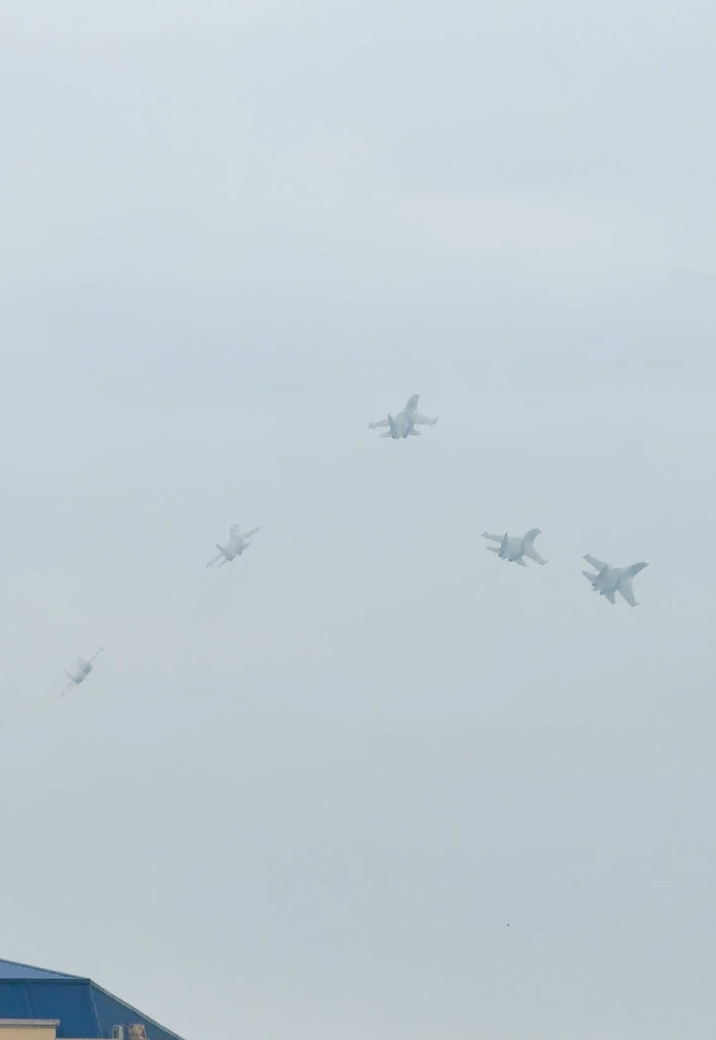 Full âm thanh không ghép nhạc của 5 chiến đấu cơ Su-30MK2 tại thủ đô Hà Nội #xuhuong #viral #fybシ #su30 