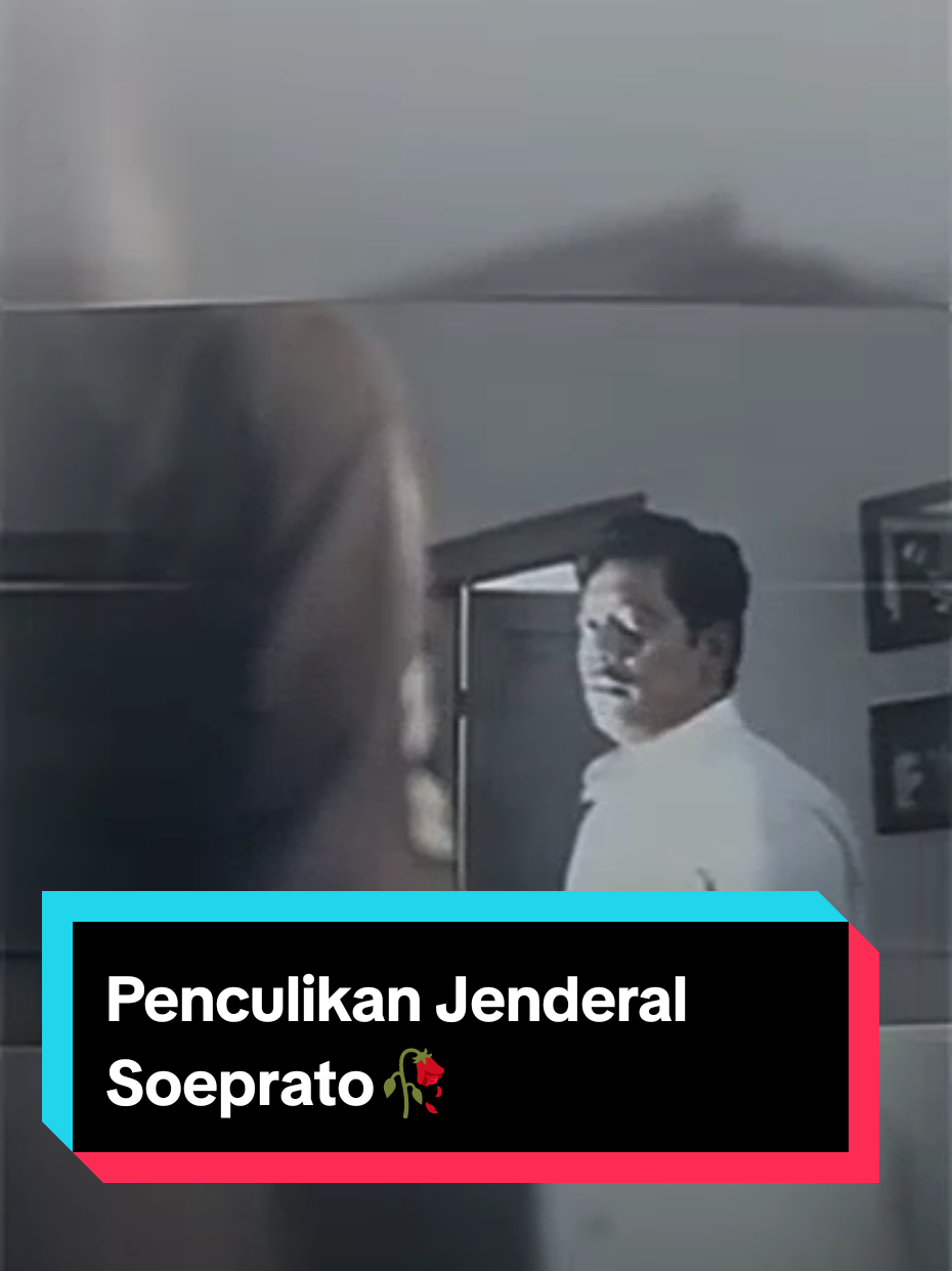 [Bagian 77]   Letnan Jenderal TNI (Anumerta) Raden Soeprapto (20 Juni 1920 – 1 Oktober 1965) adalah seorang pahlawan revolusi Indonesia. Ia merupakan salah satu korban dalam G30S/PKI dan mendapatkan gelar Letnan Jenderal Anumerta, serta dimakamkan di Taman Makam Pahlawan Kalibata, Jakarta.  Jasa jasa nya untuk Indonesia: Pejuang Kemerdekaan: Turut serta merebut senjata pasukan Jepang di Cilacap pada awal kemerdekaan.  Bergabung dengan Tentara Keamanan Rakyat (TKR) di Purwokerto.  Terlibat dalam pertempuran di Ambarawa sebagai ajudan Panglima Besar Sudirman.  Karier Militer: Menjabat sebagai Kepala Staf Tentara dan Teritorial (T&T) IV/Diponegoro di Semarang.  Menjadi Staf Angkatan Darat di Jakarta.  Diperbantukan di Kementerian Pertahanan.  Menjadi Deputi Kepala Staf Angkatan Darat untuk wilayah Sumatera yang bermarkas di Medan setelah pemberontakan PRRI/Permesta padam.  Turut memadamkan pemberontakan PRRI/Permesta.  Pahlawan Revolusi: Diangkat sebagai Letnan Jenderal (Anumerta).  Gugur dalam peristiwa G30S/PKI.  Dimakamkan di Taman Makam Pahlawan Kalibata.  @𝐃.𝐇.𝐀  IB @|| 𝐌.𝐅.𝐇 || 𝟕𝐑🦅   #jenderalsoerapto #letjensoeprapto #pahlawanrevolusi #g30september  #fyp 