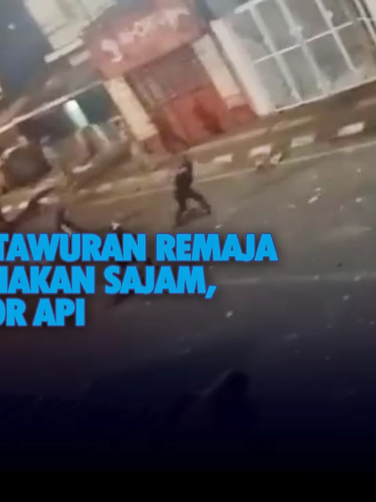 MERESAHKAN TAWURAN REMAJA DI SIBOLGA GUNAKAN SAJAM, BOTOL DAN OBOR API  #snn #sibnewsnetwork #sibolga #tawuranremaja #kapolressibolga #eddyinganta
