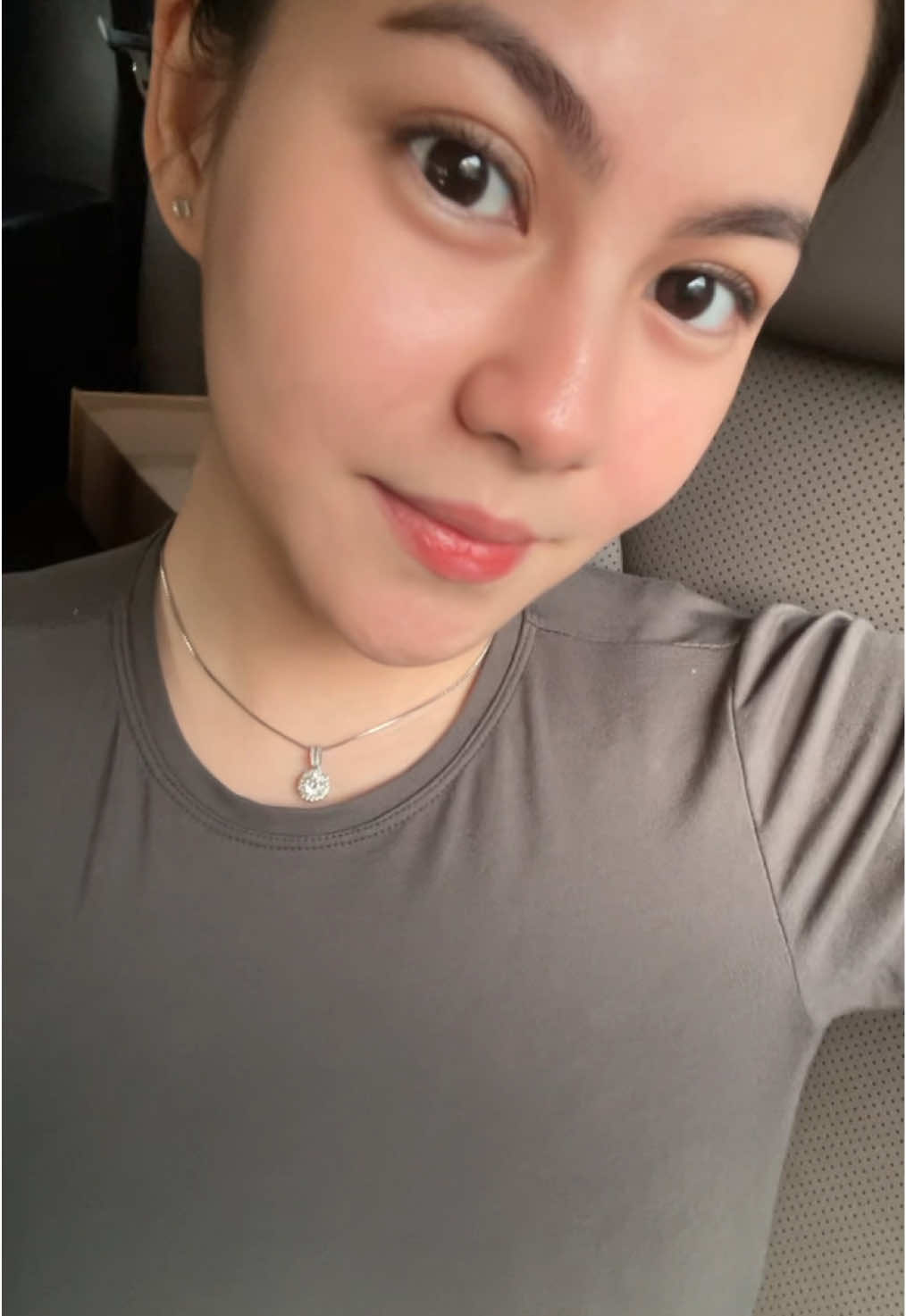 enak lagunya🕺🏻