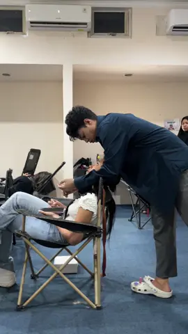 emg aneh hubungan director dan aktris ini @YB @lula lahfah 