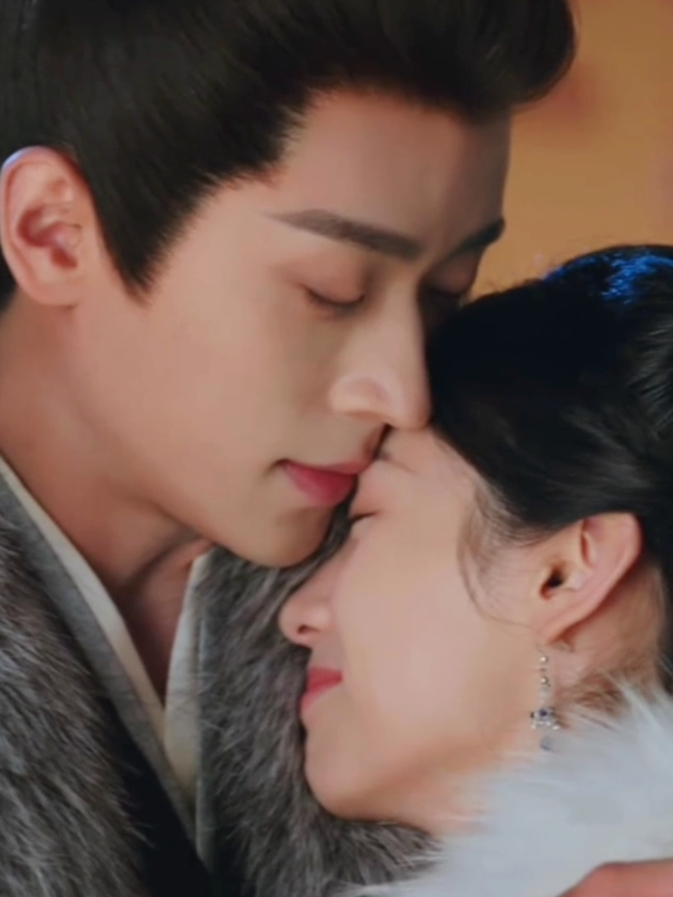 Xiao Jue proposed to He Yan. #legendofthefemalegeneral #chinesedrama #cdrama #chenglei #zhouye 