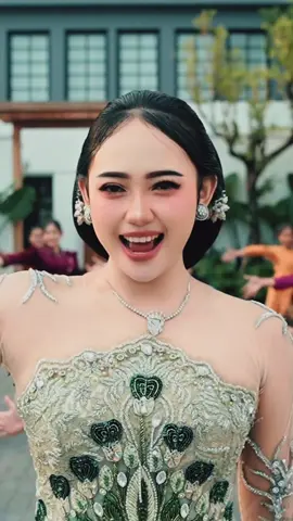 caahh cek caahh... sudah tayang di youtube Silvy Kumalasari Official ❤️❤️@Opick Otb @Yuliawan krisdianto @Wisnu Jaya 