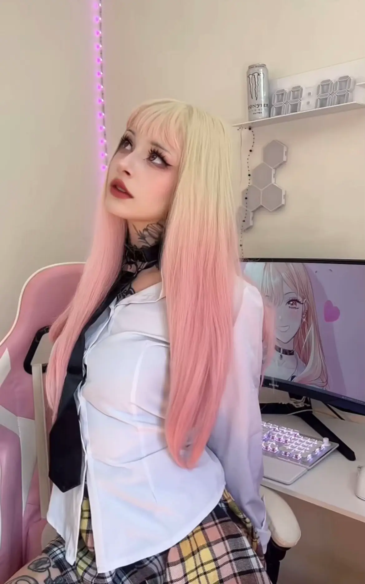 My newest cosplay is Marin Kitagawa from My Dress-Up Darling! ✨ Sorry for spamming, but I just love her sooo much, I’d honestly want to try all of her cosplays!! 💖 Any French cosplayers here btw?  Mon dernier cosplay : Marin Kitagawa de My Dress-Up Darling ✨# Désolée pour le spam mais j’aime teeeeellement ce perso, je compte reproduire tous ses cosplays !🩷 Des cosplayeuses/cosplayeuses français.e.s ici ?  #animefyp #mydressupdarling #altgirl #altgirls 