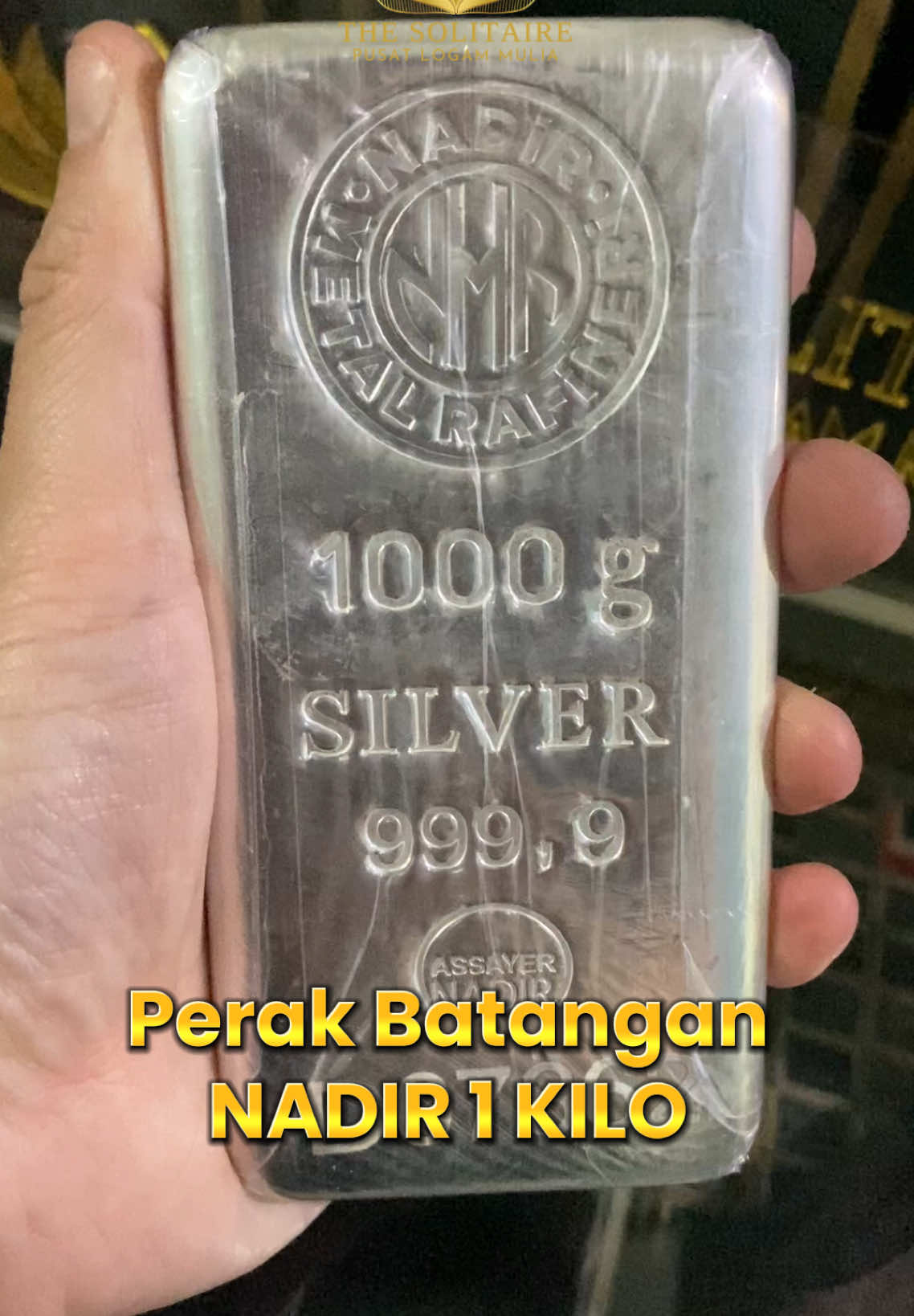 Perak batangan NADIR 999.9 1 KILO 1000g tersedia di 𝗧𝗛𝗘 𝗦𝗢𝗟𝗜𝗧𝗔𝗜𝗥𝗘. 𝗛𝘂𝗯𝘂𝗻𝗴𝗶 𝗞𝗮𝗺𝗶 Whatsapp : 0813-8574-5296 Shopee/Tokopedia: thesolitaire 𝗢𝗳𝗳𝗹𝗶𝗻𝗲 𝗦𝘁𝗼𝗿𝗲 The Solitaire Jewellery Jl. Astana Anyar No 151, Kota Bandung #perak #silverbar #nadir #peraknadir #jualperak          