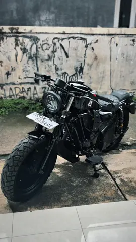 BISMILLAH DI JUAL 🙏🏻😇 BOBBER YAMAHA SCORPIO  SPESIFIKASI ↩️↩️ •Yamaha Scorpio 225 cc thn 2011 • Surat² lengkap B • Pajak hidup 09-2026 • plat nomer 09-2027 • mesin halus aman • amper bensin nyala  • stater tangan on • headlamp daymaker 7 inch  • stop lamp grill • shock ori byson  • tangki sposter  • spidometer digital • ban swallow stret enduro  • knalpot custom  • saklar baru kiri kanan  • shock belakang ride it  • rantai baru  • cat baru  • hangrip baru  • jok custom  • garansi mesin & kelistrikan  • garansi surat”  *UNIT FRESH BARU SLESAI CUSTOM* HARGA : 25.5 JT FREE HELM ******** WA ADMIN : 0895-1763-9586 WA HANYA 1 TERTERA DI ATAS + REKENING HANYA 1  AN Yogi Pratama  ❌ SELAIN INI PENIPU ❌ @FOLLOW : @yosan_garage  @yosan_garage  @yosan_garage  Mau di buatkan unit seperti di atas❓atau ada konsep sendiri ❓langsung kontak admin via  Wa  📲0895-1763-9586 📍Kemang Kab BOGOR  💳 Rekening Hanya Atas NAMA : Yogi Pratama  Selain Itu Sudah Pasti PENIPU‼️ SIAP KIRIM SELURUH INDONESIA ✈️ JADILAH PEMBELI YG CERDAS  ✅Pastikan nomor WA sama seperti sosial media instagram, tiktok, Facebook, youtube &google maps ✅ jika lokasi anda dekat dengan kami di sarankan untuk dtg ke lokasi kami ✅jika lokasi anda jauh, UTAMAKAN VIDIO CALL Sebelum melakukan transaksi (trik paling ampuh agar tidak tertipu)