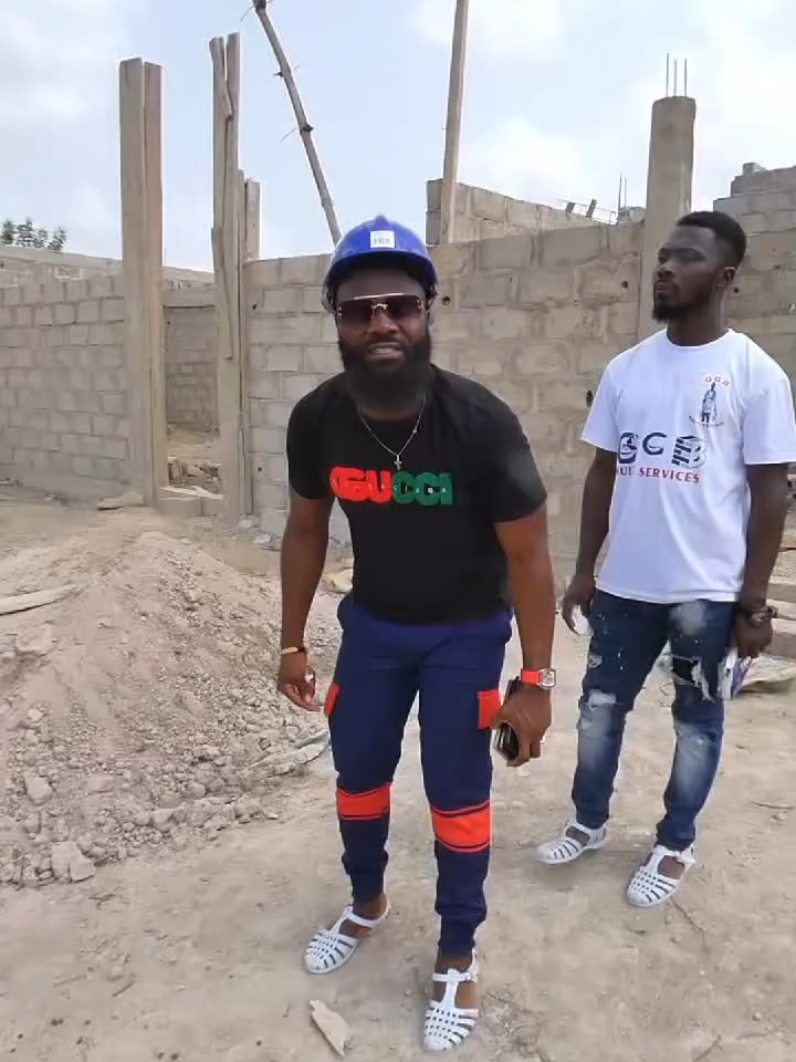 Tu bavarde mais moi je realise chaque jour. #cotedivoire🇨🇮 #f #GGB #225🇨🇮 #motivation #GUYGUY #CI225 #225 #zouglou225🇨🇮👏🏾👏🏾👏🏾 #CI #fürdich #for #foryoupage❤️❤️ #cotedivoiretiktok #motivationalquotes #motivationalvideo #motivacion #fortnite #foru #Fitness