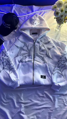 kece ni | stok terbatas #hoodie #fyp #foryu #hoodieboxy #hoodiezip #jaket #rekomendasi #hoodiemurah #hoodieoversize #labalaba #monnhoodie #hoodiekeren 