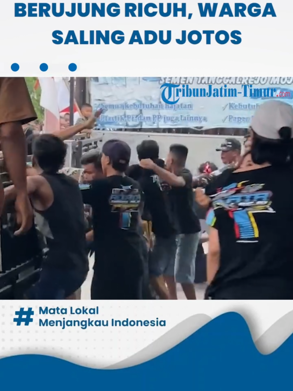 KARNAVAL KEMERDEKAAN DI JOMBANG BERUJUNG RICUH, WARGA ADU JOTOS.  #karnaval #jombang #adujotos #tribunjatimtimur #foryoupage 