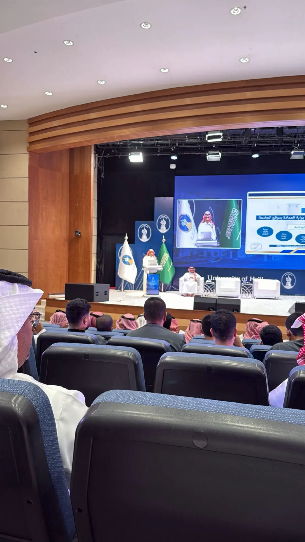 اللقاء التعريفي👷🏻 /#Hail #جامعة #هندسة #جامعة_حايل #vairal 