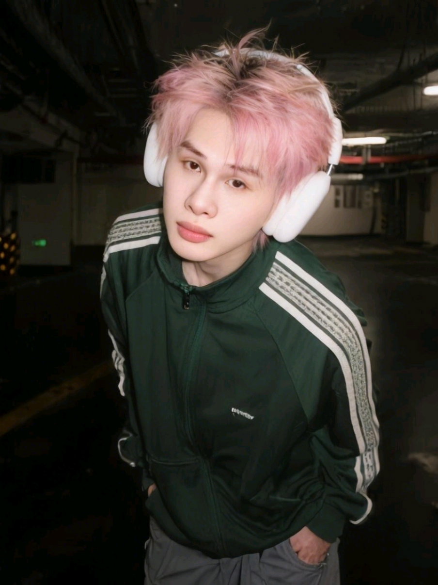 ô để tóc hồng nó bị đẹp 🫢🥴@Tiểu Bảo Đi Lạc #phuongtuan #xuhuong #jackj97 #tieubaodilac #j97 