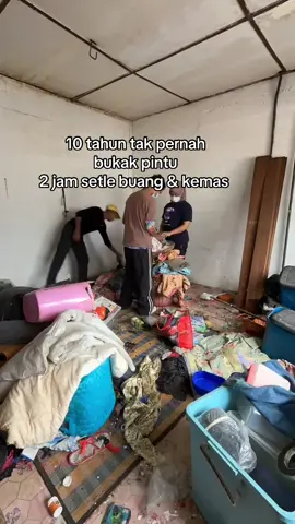 Spring cleaning Shah alam 📍peace yaw ✌🏻  #cleanwithintan #servicekemasrumah #springcleaning #deepcleaning #lembahklang 