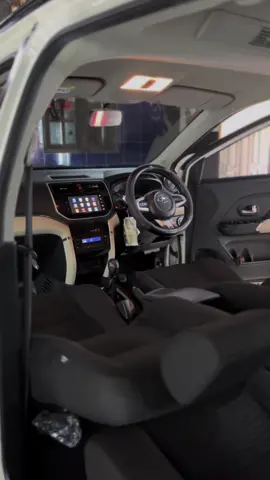 Bersih = nyaman 🍃 interior celaning #salonmobillampung #detailinglampung #salonmobiltulangbawang #detailing #blibliautodetailing #saloninteriormobil 