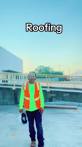 Roofing/ desde el trabajo/síganme en esta cuenta 