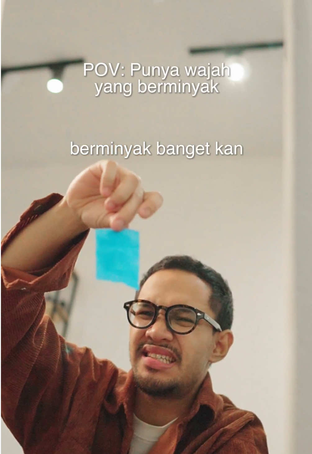Malesin banget ga sih punya wajah berminyak, untung ada Kahf Oil And Ance Care. Wajah jadi ga berminyak lagi dehh😎 #kahf #kahffacewash #skincare #facewashviral #fwkahf1 