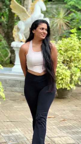 මට නම් නෑ නුබෙ අඩුපාඩු... 🥹💕#onemillionaudition #CapCut #tranding #fvp 