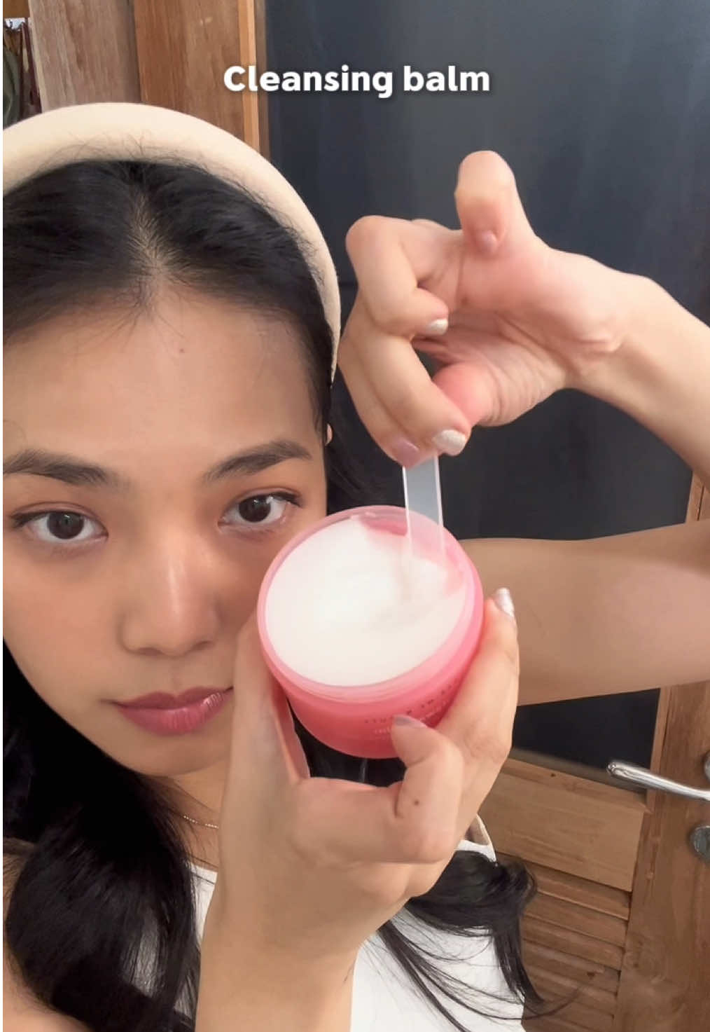 Cleansing balm >> Cleansing oil 