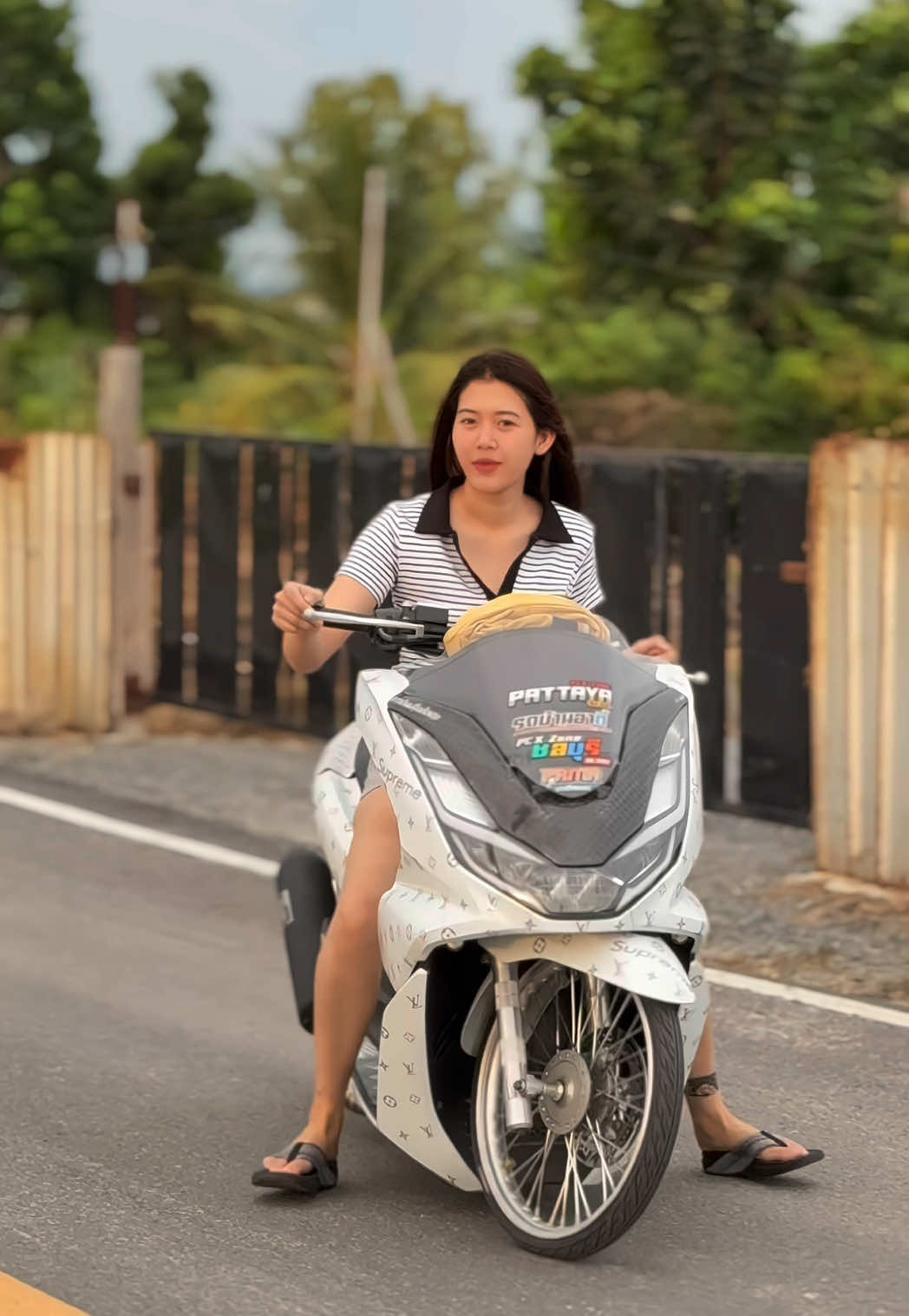 #แต๋มขนิษฐา #รถบ้านอาตี๋ #pcxลายหลุยส์ #pcx160thailand2023🇹🇭 #สมุทรปราการ 