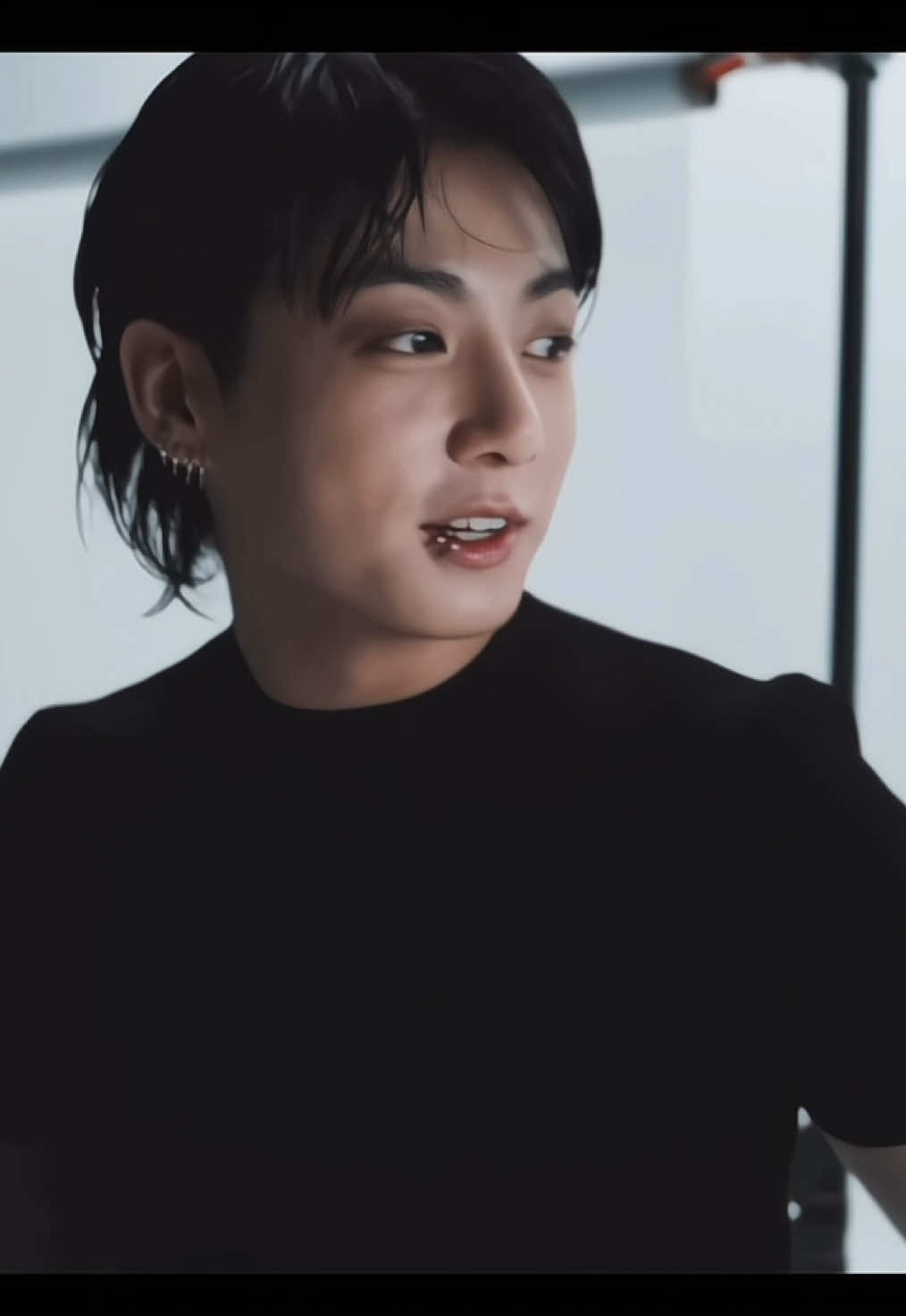 handsome 🙇🏻‍♀️ #jungkook #bts 