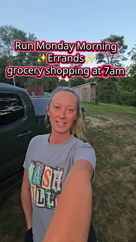 Monday morning grocery trip! #groceryshopping #errands #mondaymorning #monday 