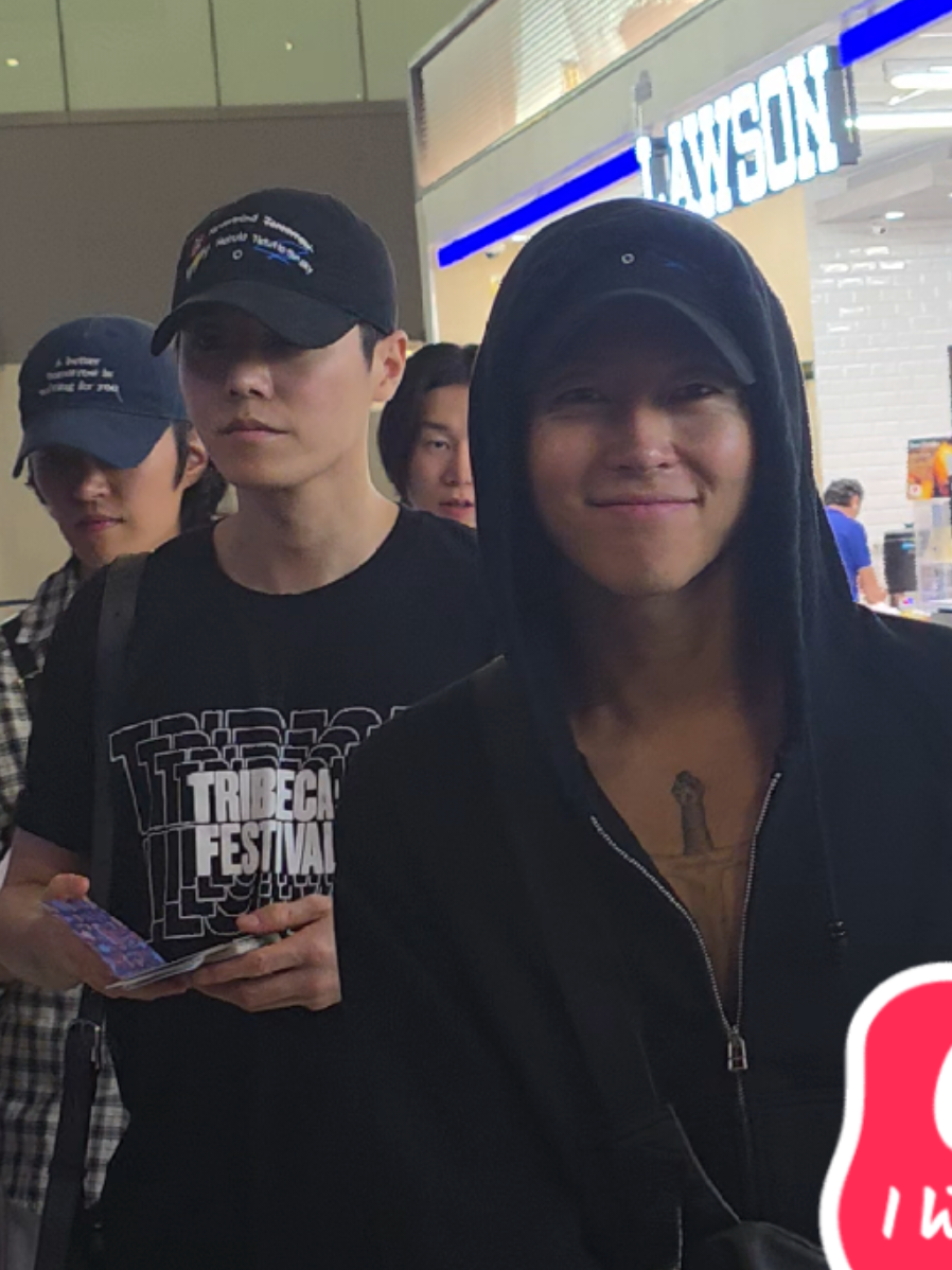 safe flight นะคะ #เดอะโรส #therose #🥀🖤 #🌹🌹🌹🌹🌹🌹🌹🌹🌹🌹🌹🌹 