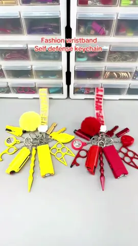 Fashion wristband self defense keychain #safetytips #selfdefensekeychain #selfdefense #safety #selfdefenseplug #giftideas #foryoupage #amazing #safehumsafeinternet #samrvideo #packingorders #safetyfirst #selfdenfenseforwomen #usa🇺🇸 #linkinbio #aislilfi #selfdense #handbag #safetykeychains #womenownedbusiness 