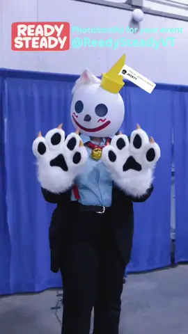 Replying to @._gh0ztly._  Eat your burgers! 🍔  🏷 #furry #fursuiter #furryjackinthebox #jackintheboxmascot  #vermontscififantasyexpo2025