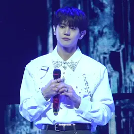 Phản ứng của Yoseob khi nghe fan nước ngoài hát On Rainy Days ❤️ #yoseob #yangyoseob #highlight #beast #양요섭 
