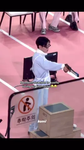 LMFAOAOOA HES SO 😭😭#P1ECE #fypシ #피원하모니 #p1harmony #p1h 