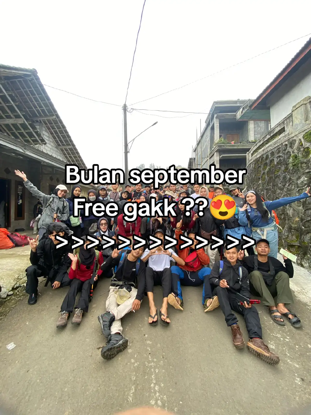Yuuu masih banyak seat kosong, buat yang mau ikut bareng kita 😍😍😍 @papandayan.reborn @twagunungpapandayangarut @gunungluhur_sukamakmur @basecamp_fikri @tapakgerot.id @rumahsinggahciremai #fyp #capcut #pendakiviral #pendakiindonesia #kdm 