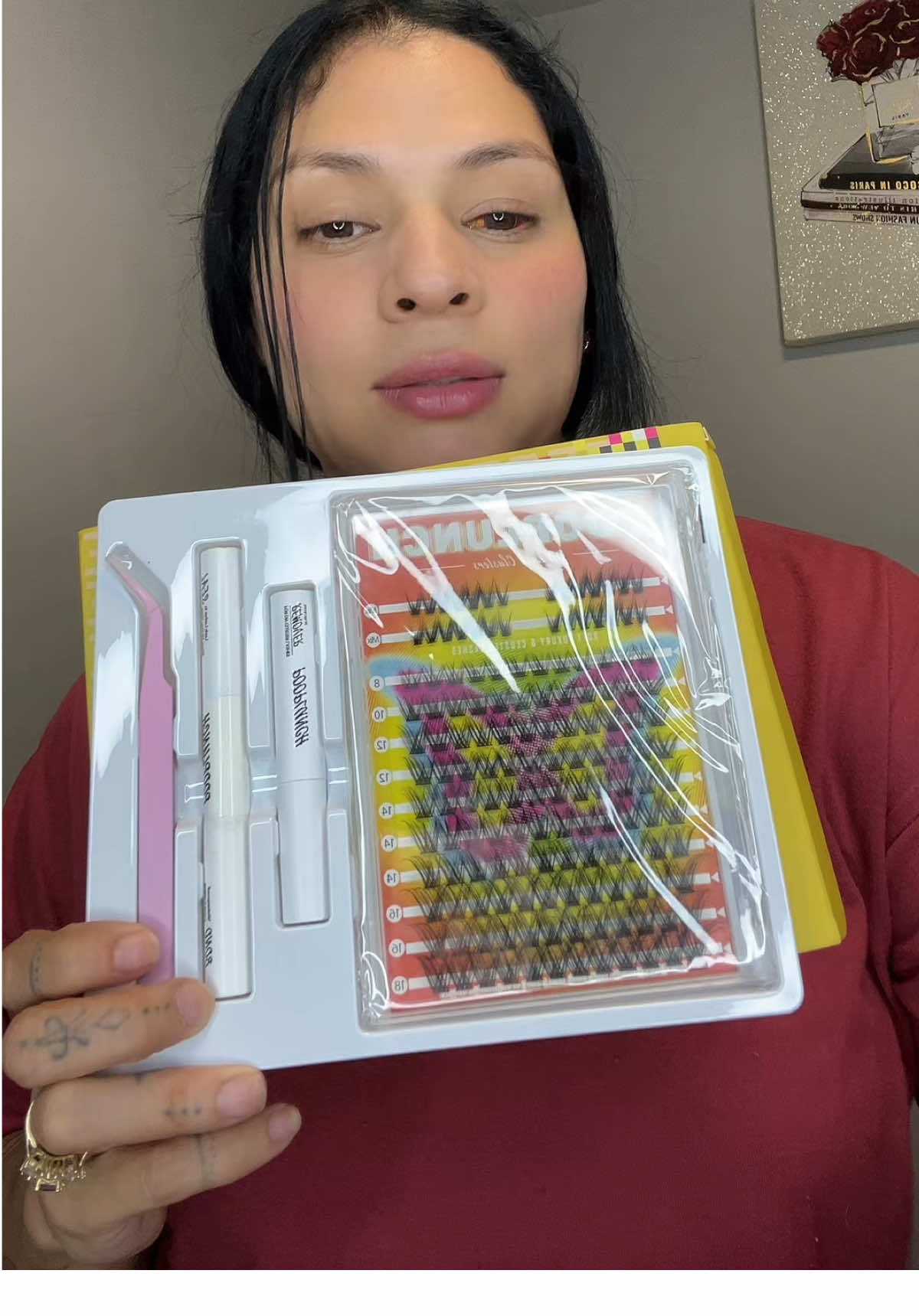#tiktokshop #pooplunchbeauty #pedtañaspostizas #kitdepestañas Mapa de pestañas para el kit de grupos. Kit de extensión de pestañas dramáticas, 8-18 mm. Kit de pestañas individuales con adhesivo y sellador de pestañas. Kit de grupos de pestañas de volumen - Kit de extensión de pestañas con extensiones de pestañas. Este kit incluye adhesivo y sellador de pestañas, pinzas a prueba de agua