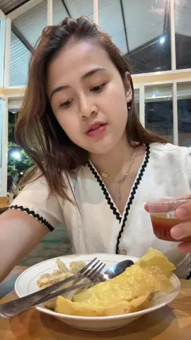 Siapa yang udah cobain pempeknya @Waroeng Dhuro 
