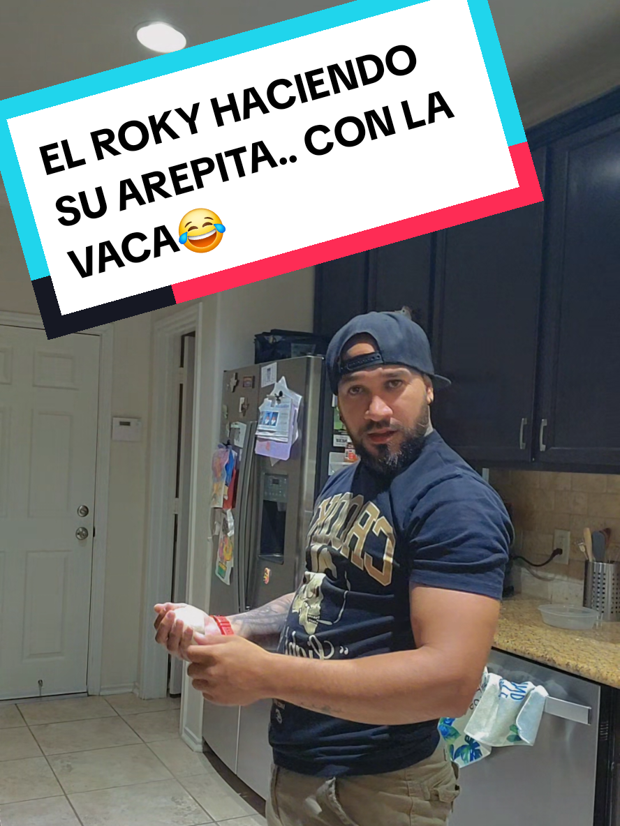 cuando quieres hacer una arepita tranquilo pero la música no te deja.. hay ROKY HAY ROKYY. #paratiiiiiiiiiiiiiiiiiiiiiiiiiiiiiii #palmundo🇪🇸🇵🇾🇨🇺🇨🇴🇸🇻🇻🇪🇺🇸🇺🇾🇵🇷 #baile #felizdía #lavaca 