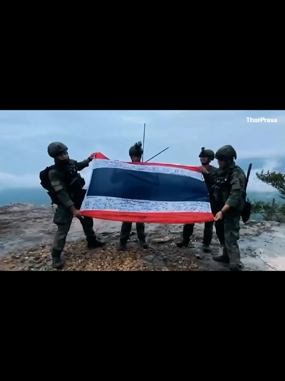 ปฏิบัติการยึดภูมะเขือภาพจากสมรภูมิจริง Operation to seize Phu Makhuea, real battlefield photos #truthfromthailand