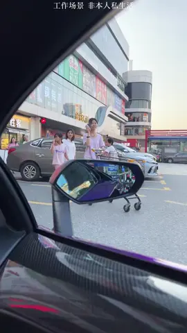 Bạn có hiểu được cảm giác trẻ trung và đầy hứa hẹn vào lúc này không? #Lamborghinisvj
