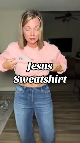 #sweatshirt #sweater #jesus #christianapparel #christiantiktok @hiroshishopboutique 