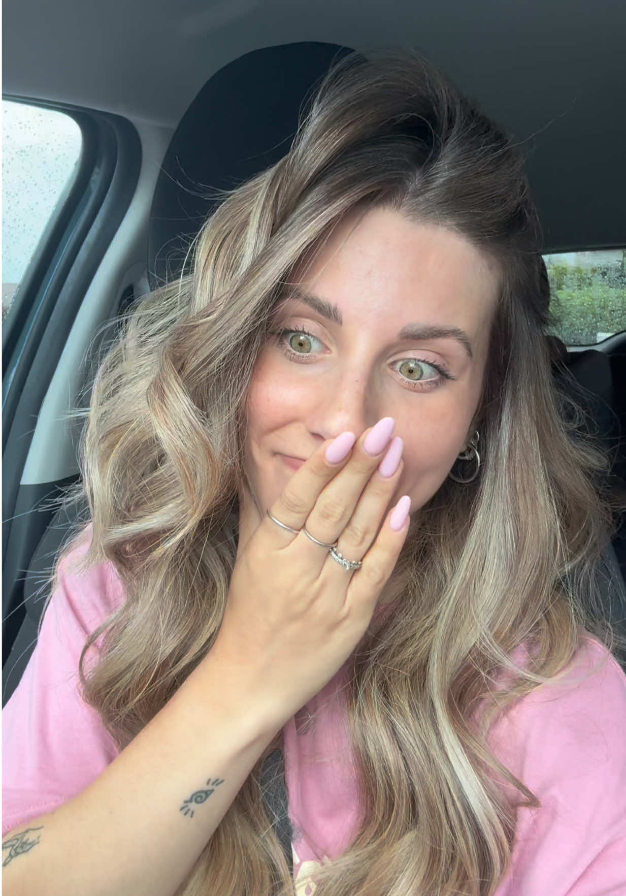 Vi porto con me da parrucchiere e in mezzo ad un’alluvione ✨⛈️🫠 #vitadamamma #Vlog #alluvione #hairstyle #parrucchiere 