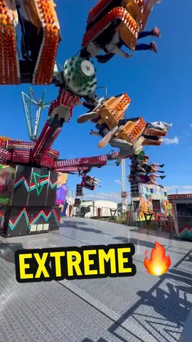 This ride >>> got to love the Extreme 🔥 #extreme #funfair #ride #uk #fyp 