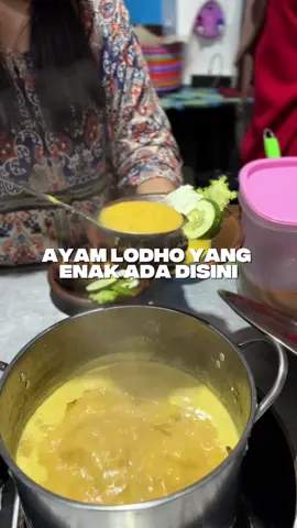 Salah satu lamongan di pontianak yang punya menu ayam lodho  @pasya_lamongan  📍 Jl Putri Dara Hitam , Di Depan RS Auto Deling  #fyp #pontianak #pontianakviral #kulinerpontianak #makananpontianak 