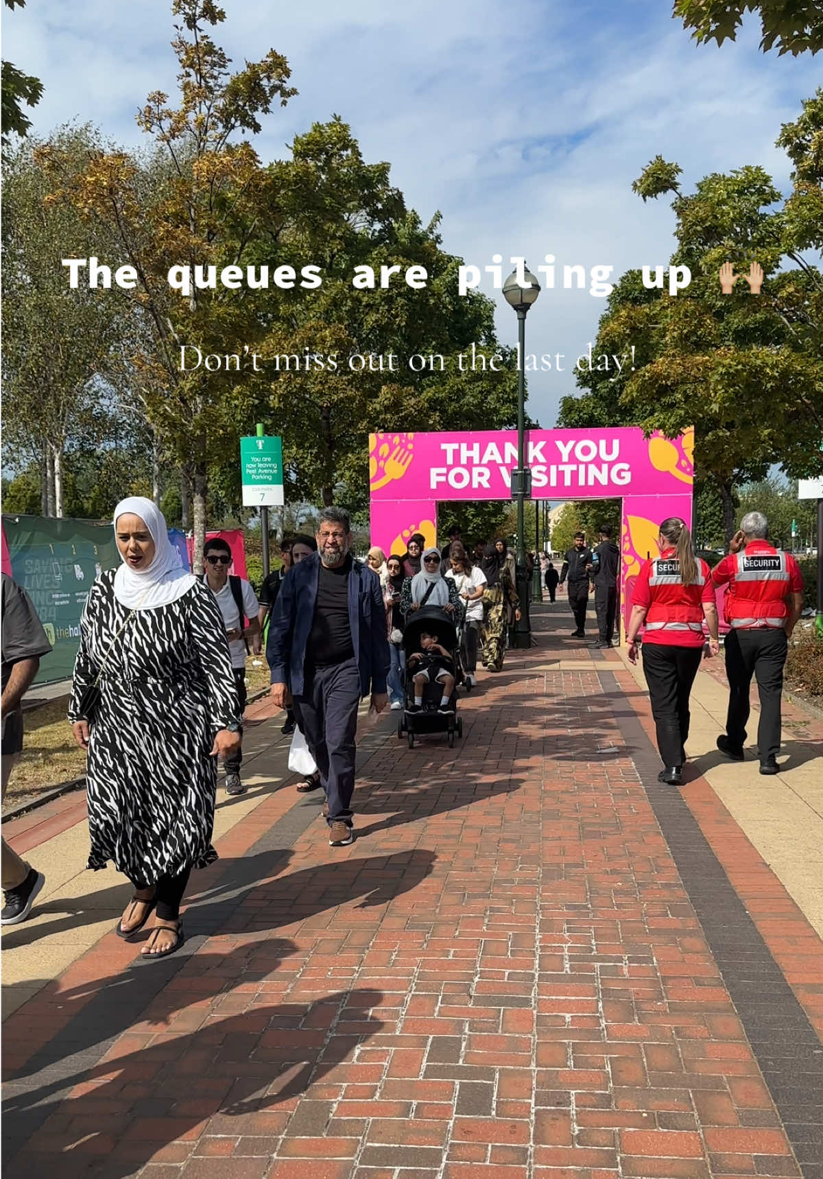 Don’t miss out on our last day at the Trafford centre! We can’t wait to host you! It’s still not too late to grab your tickets from the bio 🫶🏼 #queue #trafford #halalfoodfestival #hff 