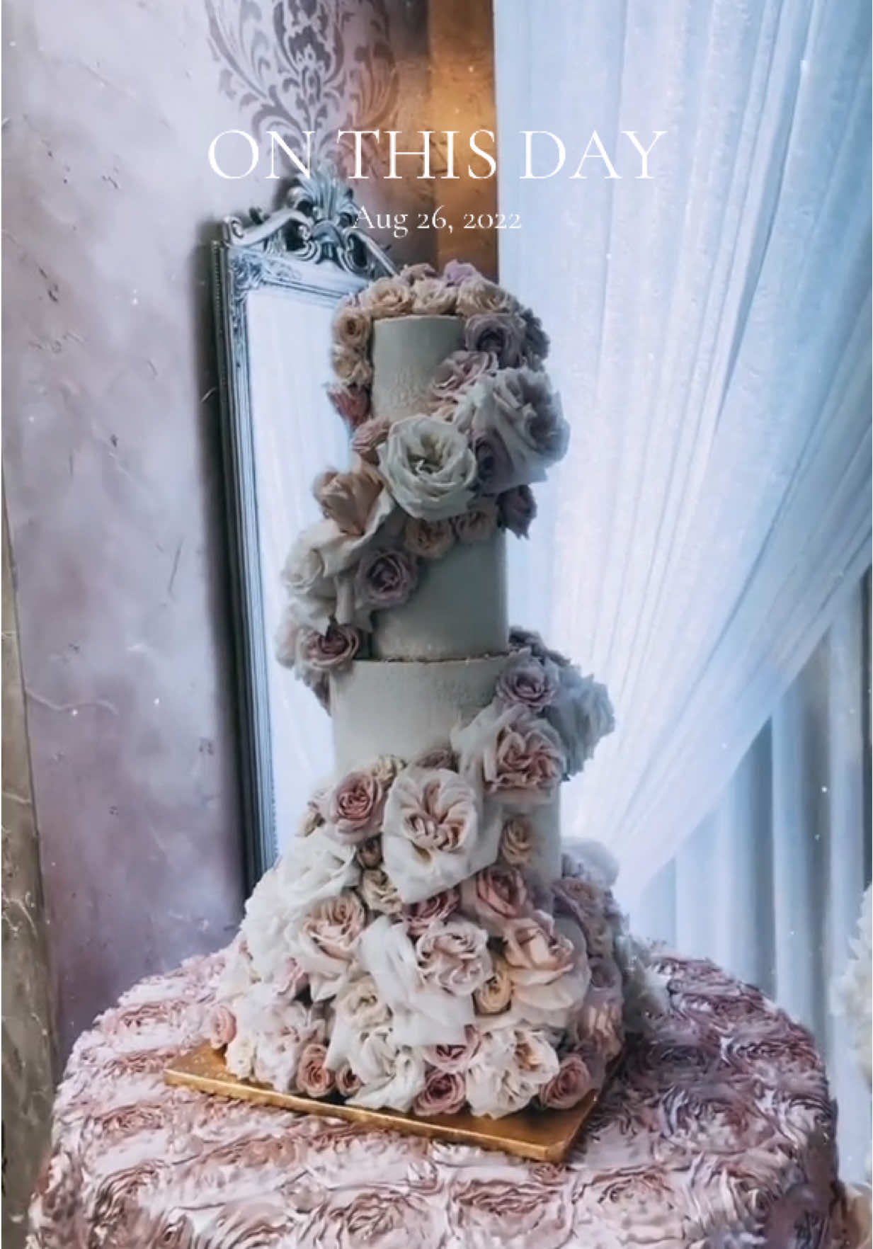 One of my favorite memories ,come with me to set up this wedding anniversary cake for the most beautiful couple  #cake #caketok #bakersoftiktoks #weddingcake #cakes 