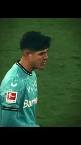 Piero Hincapie to arsenal 🔥 as our new center back 🔥 #foryou #football #varial_video_tiktok #arsenal #PremierLeague 