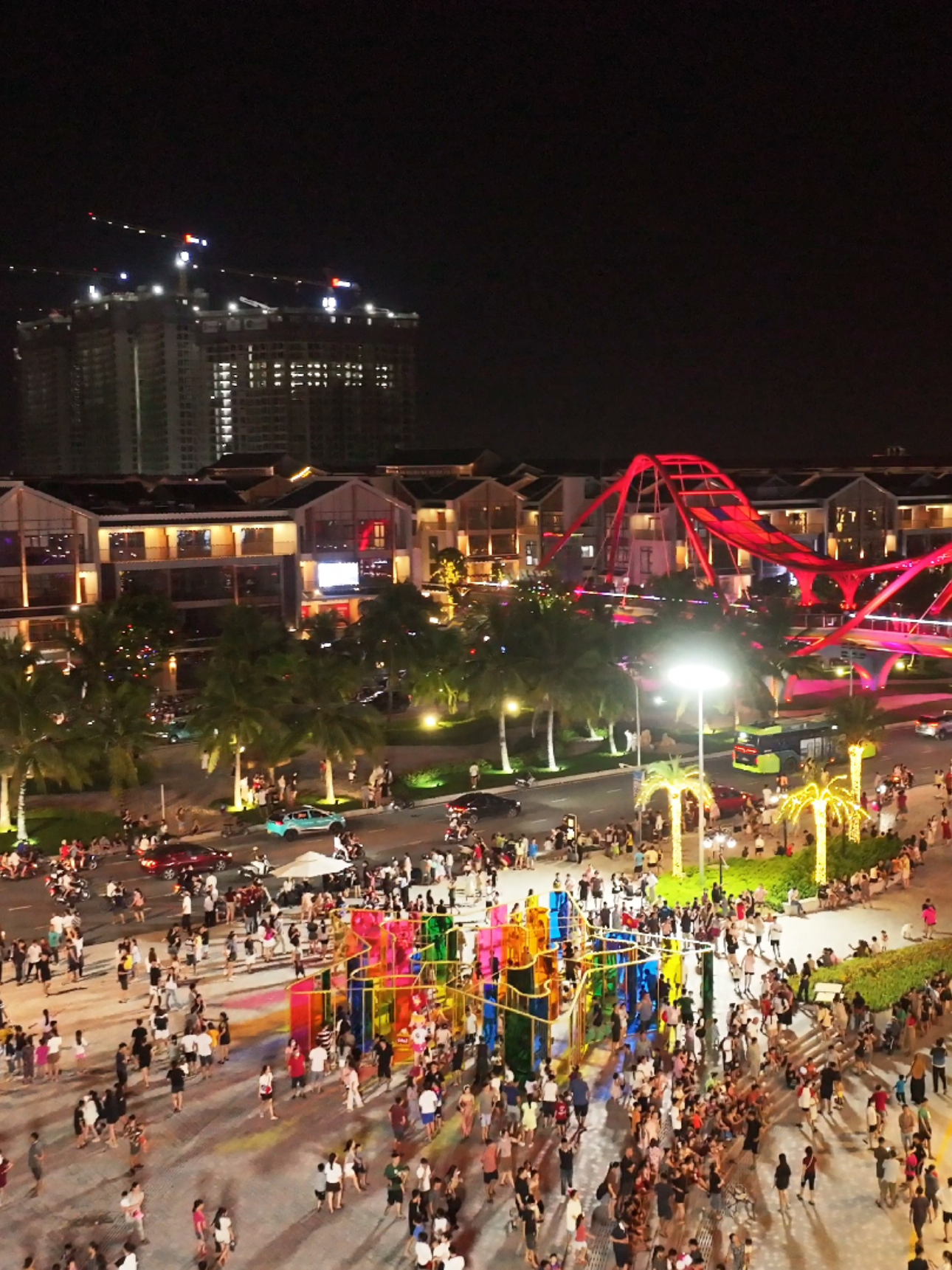 Nơi hò hẹn của những dân chơi là đây #oceancity #grandworldhanoi #FLYCAMBDS #vincommegamall #vinhomesoceanpark2 
