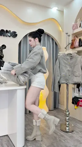 #xuhuongtiktok #trending #thoitrangnu #moingaymotoutfit #xuhuong 
